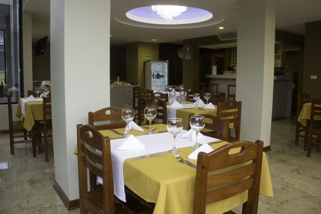 איקיטוס Hotel Europa מראה חיצוני תמונה