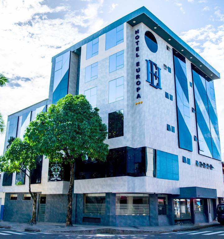 איקיטוס Hotel Europa מראה חיצוני תמונה